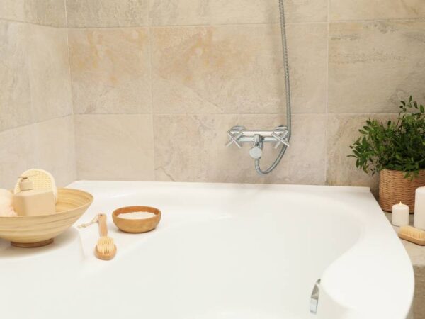 Dingy Bathtub? Our Reglazing Bathroom Tub Services Can Help