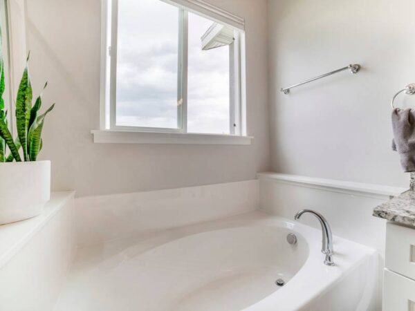Is the Cost to Resurface a Bathtub Cheaper Than Replacement?