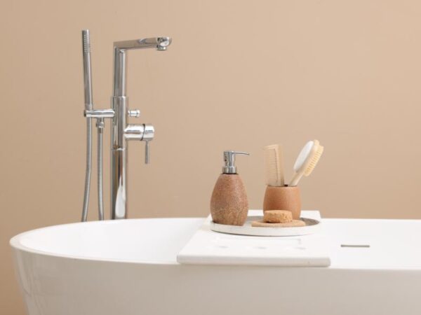 Why More Homeowners in Milan, MI, Choose Bathtub Reglazing