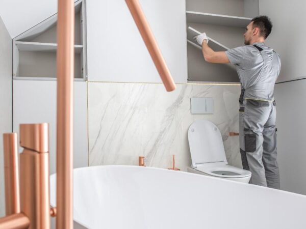 Understand Bathroom Renovation Costs Before Updating Your Taylor, MI Home